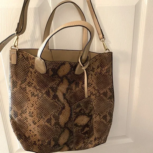 CHARMING CHARLIE SNAKESKIN HOBO 🐍 - Picture 3 of 6